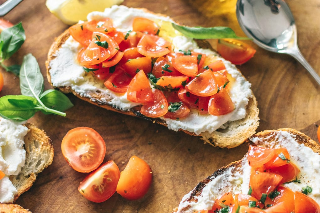 photo 1506280754576 f6fa8a873550?crop=faces%2Cedges&cs=tinysrgb&fit=crop&fm=jpg&ixid=MnwxMjA3fDB8MXxhbGx8fHx8fHx8fHwxNjQ2ODc5NTk2&ixlib=rb 1.2.1&q=60&w=1200&auto=format&h=630&mark w=64&mark align=top%2Cleft&mark pad=50&blend mode=normal&blend alpha=10&blend w=1&mark=https%3A%2F%2Fimages.unsplash.com%2Fopengraph%2Flogo