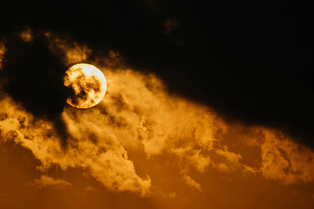 photo 1530333899355 3ca54e178f8b?ixlib=rb 1.2