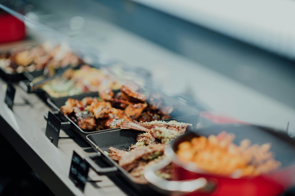 photo 1545447859 096b1442cd4b?ixlib=rb 1.2