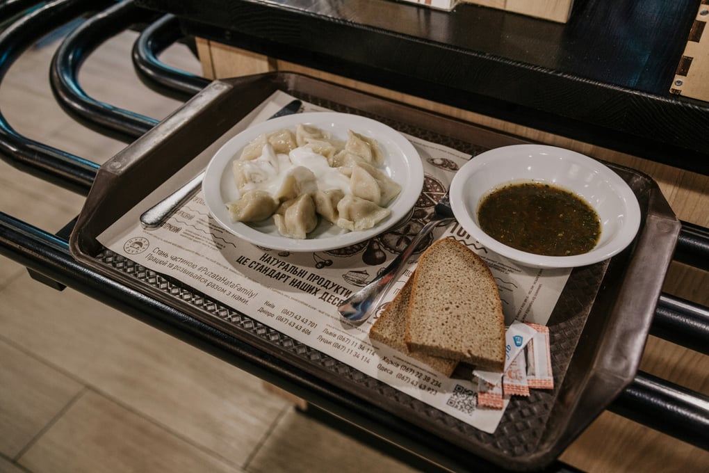 photo 1566580688818 98b428a1f214?ixlib=rb 1.2