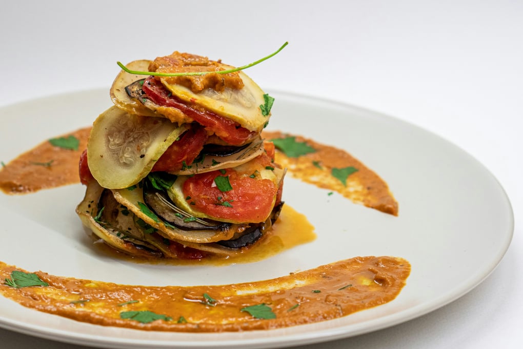 photo 1572453800999 e8d2d1589b7c?ixlib=rb 1.2