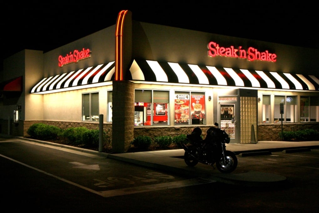 2011 06 21 Raleigh Steak n Shake at night 1 e1413848145783