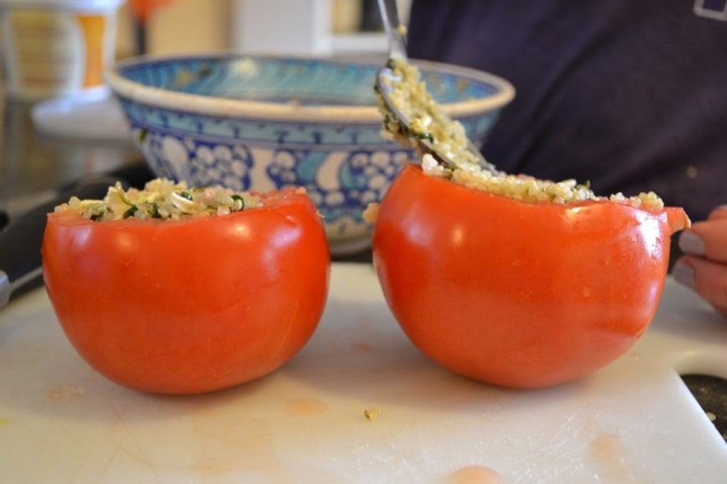 StuffedTomatoes09Stuffing 1024x682 e1438515688129