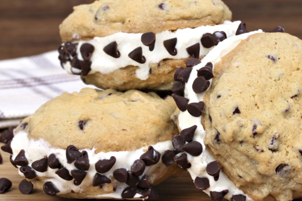 Ice Cream Chocolate Chip Cookie Sandwich 2