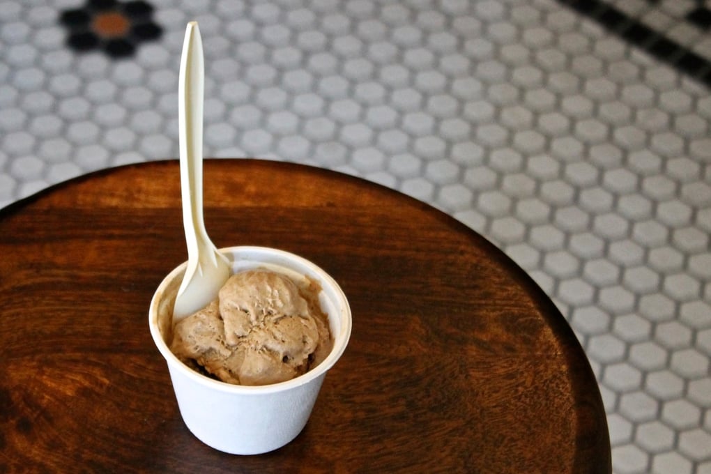 coffee ice cream cup 1