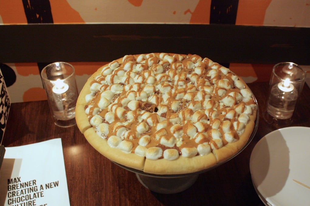 whole pizza 1