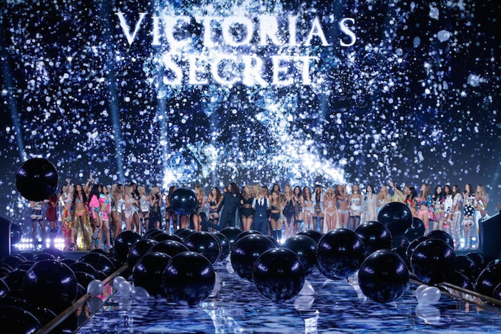 fashion show runway 2014 models finale victorias secret