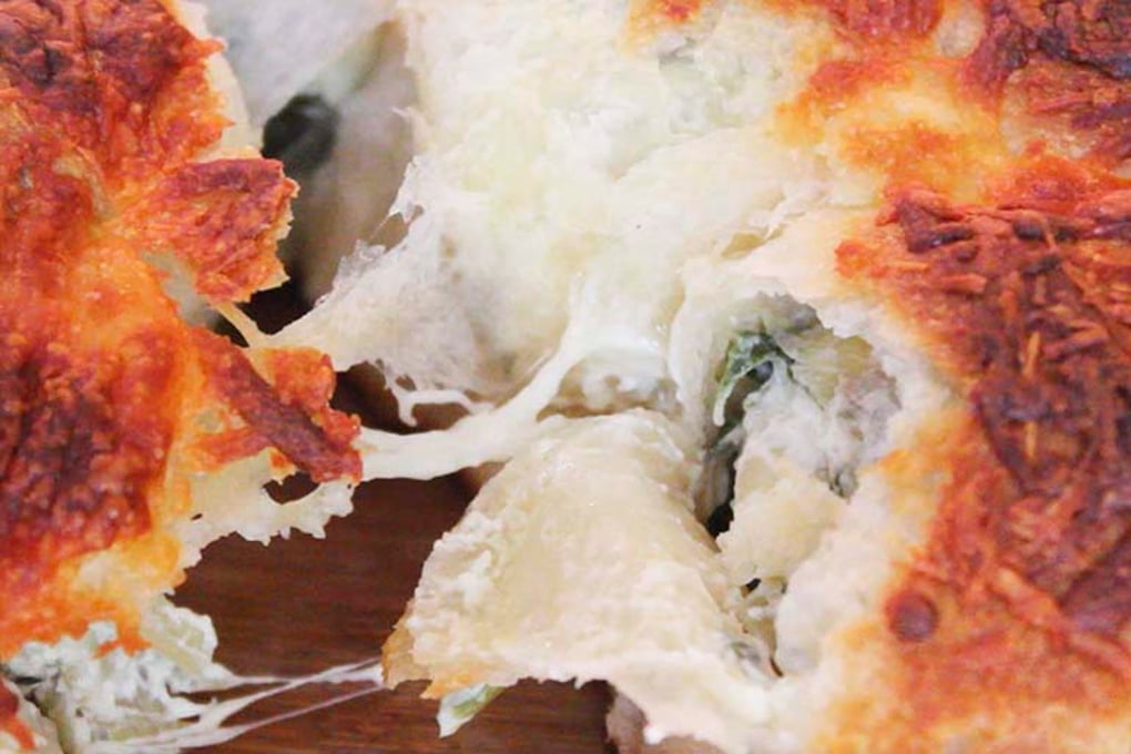 ArtichokeSpinachBread Rodgers FeaturedImage 7 v2