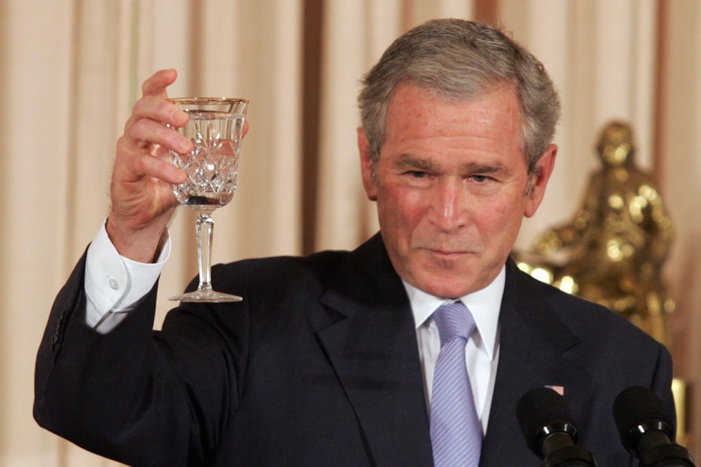 george w bush saul loeb afp
