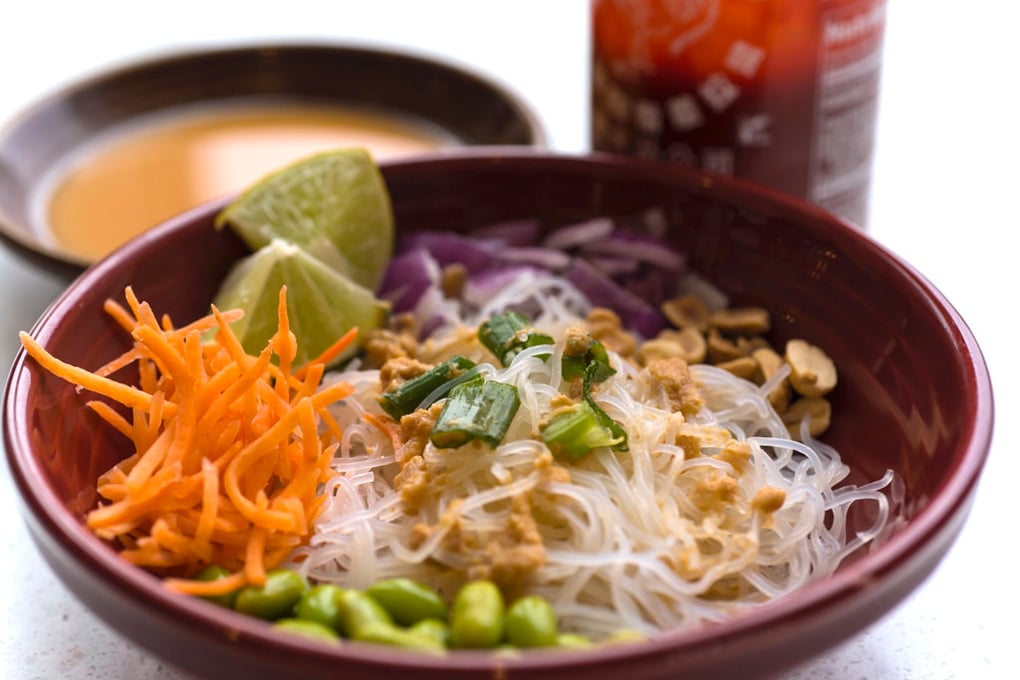 thai peanut sauce 3 of 7