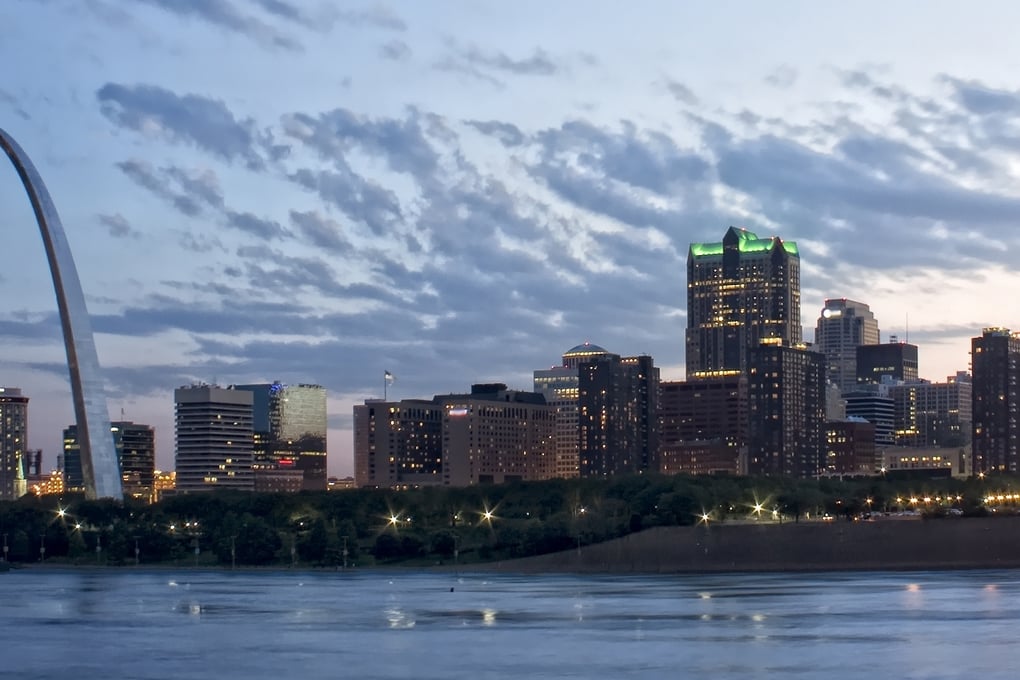 St. Louis skyline E Communication Cropped 2