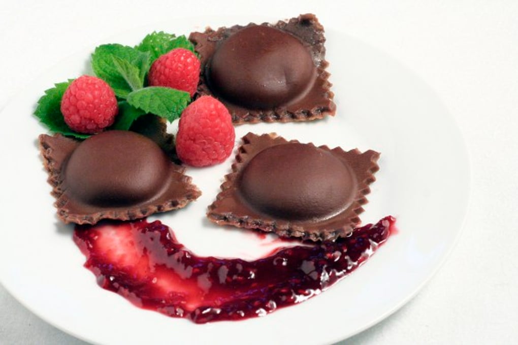 chocolate ravioli closeup1