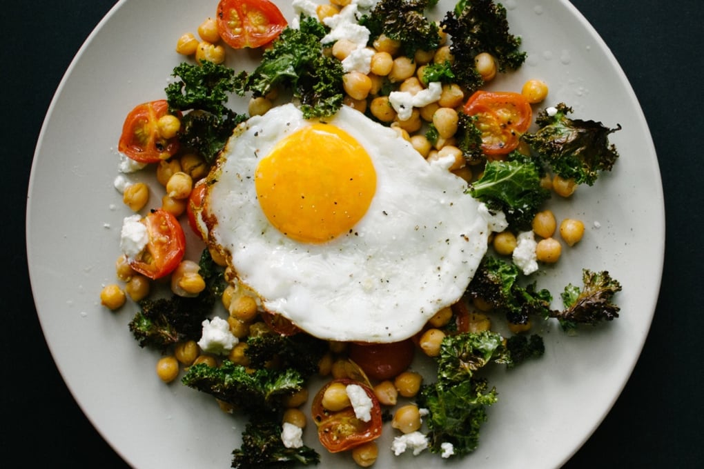 Grilled Kale and Chickpea Salad