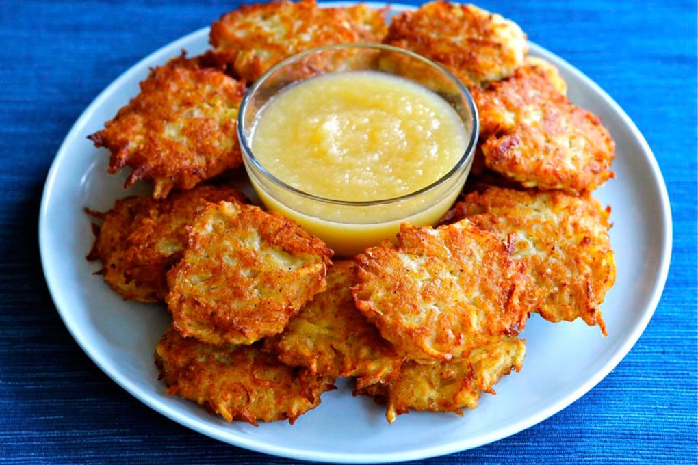 Classic Latkes Applesauce 2