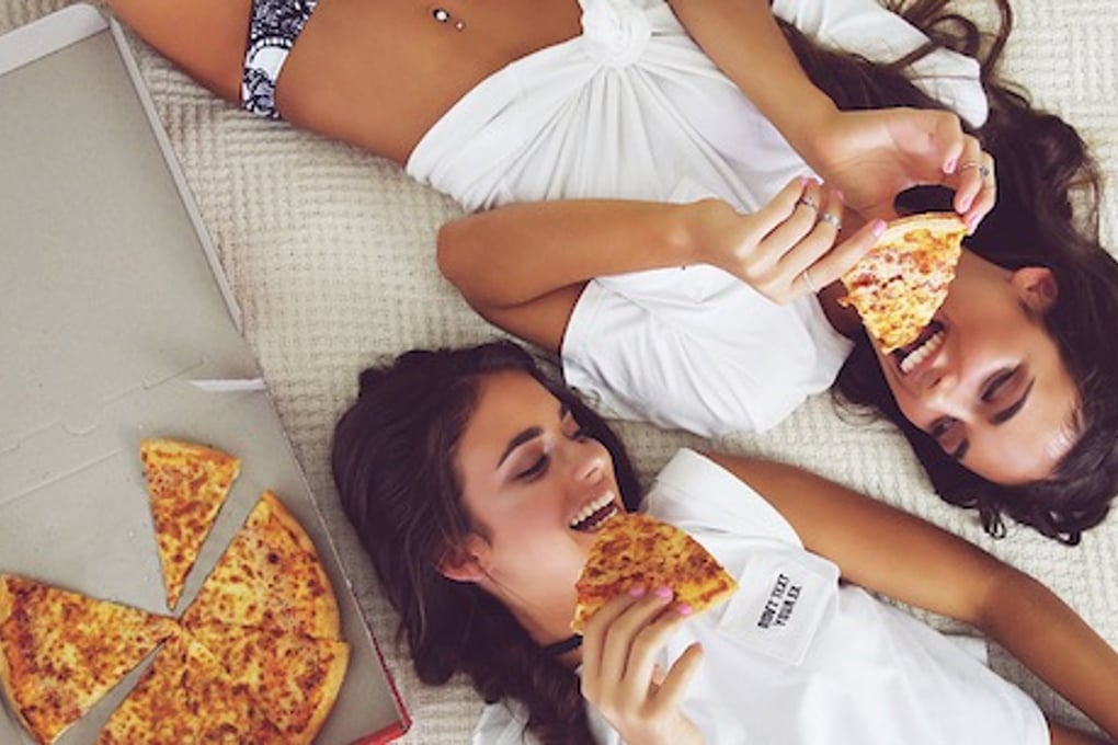 eating pizza11