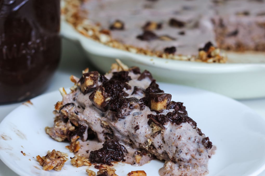 PeanutButterIceCreamPie featuredphoto