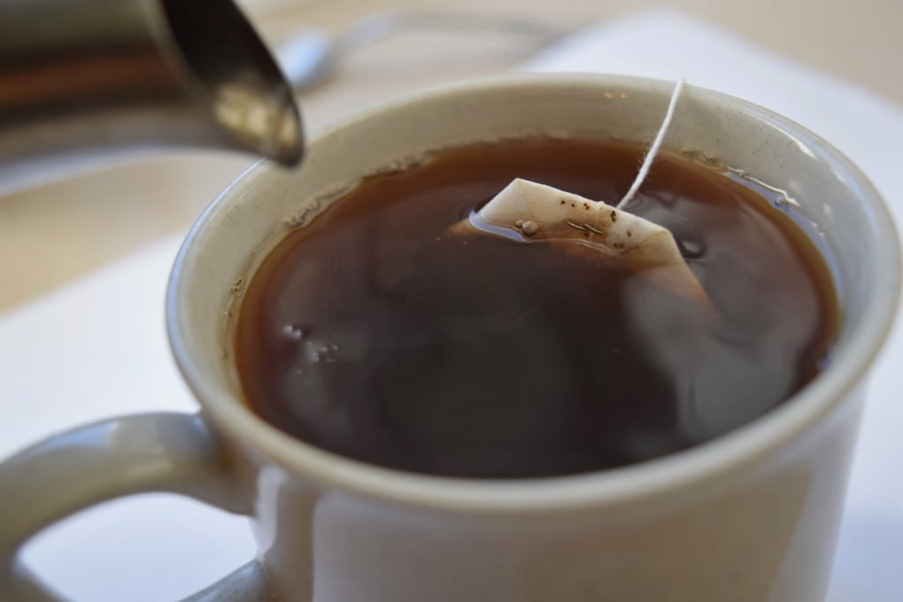 hot lipton tea %28in a mug%29