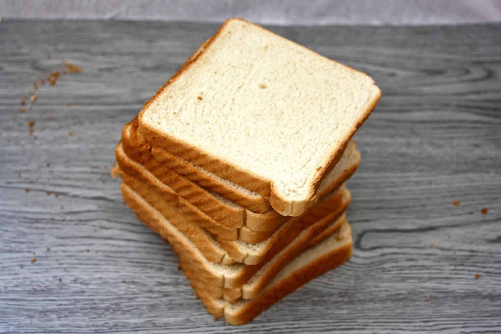 white bread 2