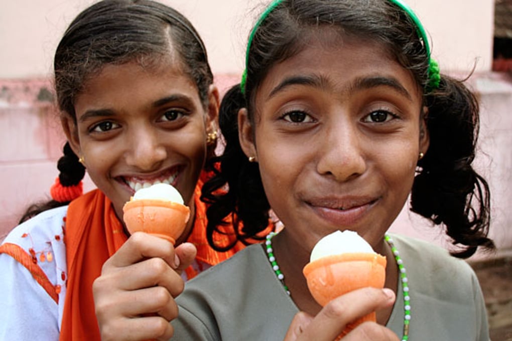 girls eating ice cream