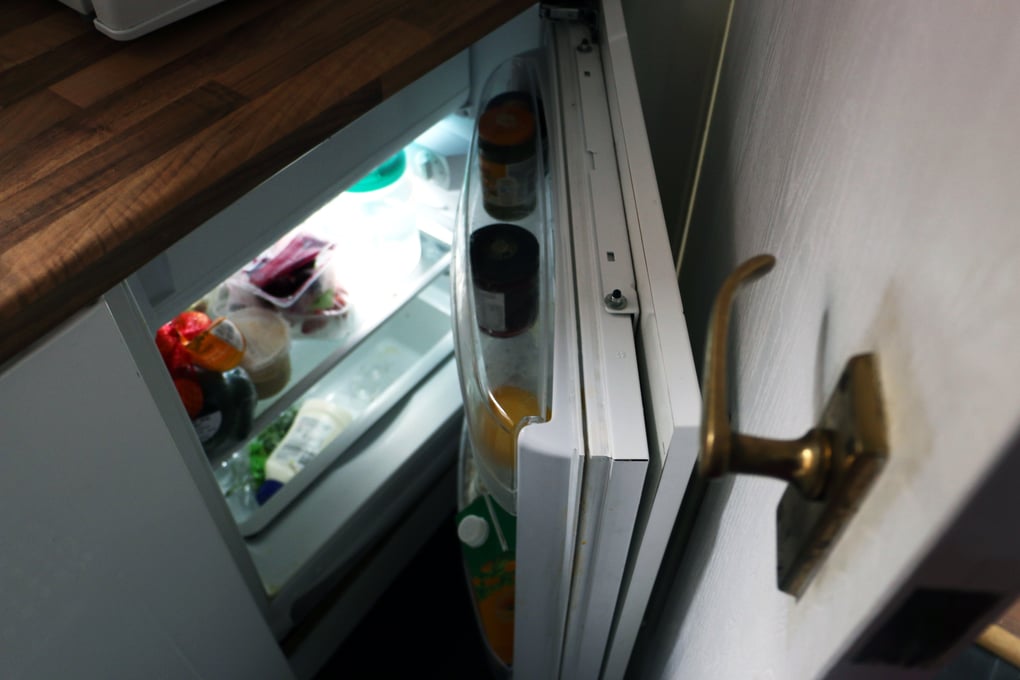fridge44
