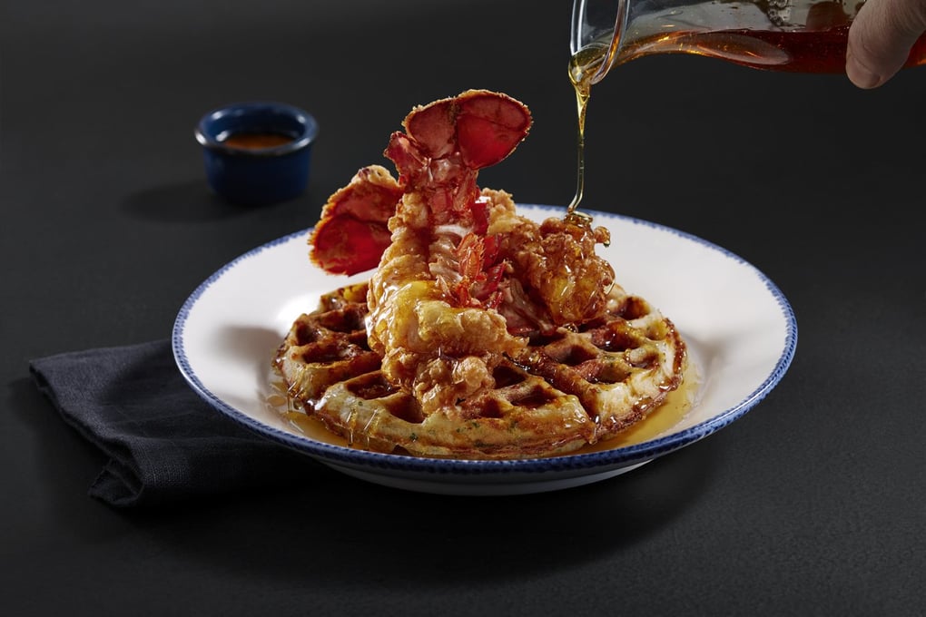 tmp ChlpwT 1e6a441dde737268 Lobster and Waffles with Syrup