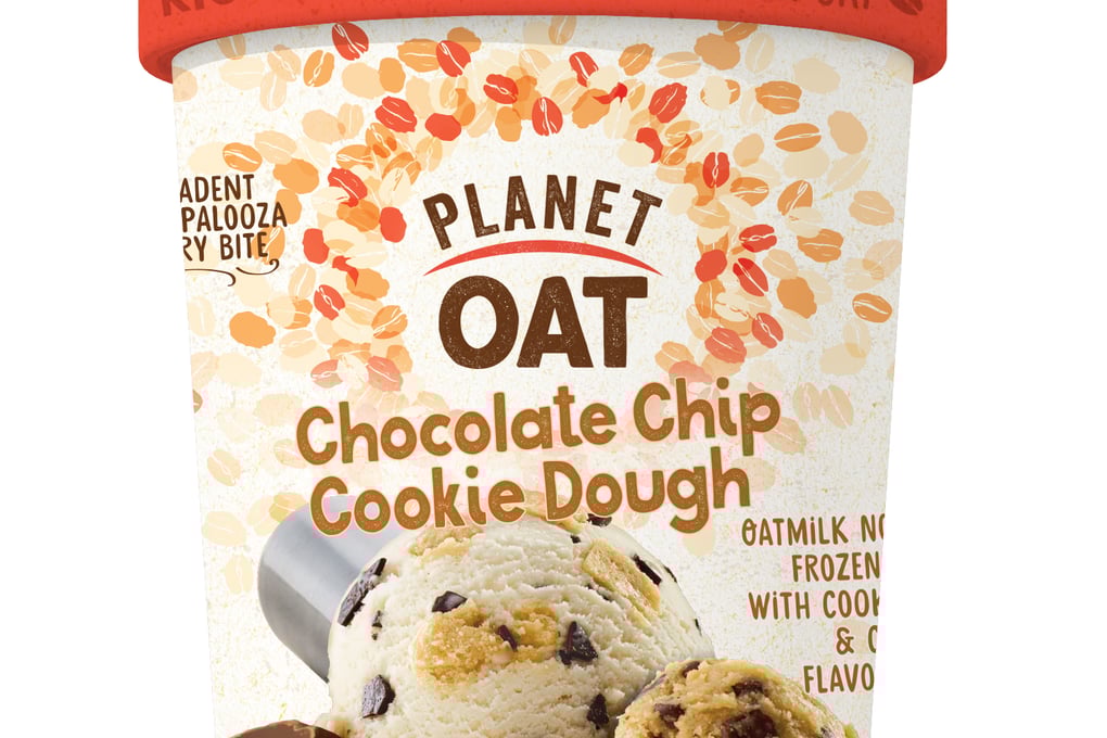 PlanetOat.FrozenDessert.ChocChipCookieDough.Front %281%29