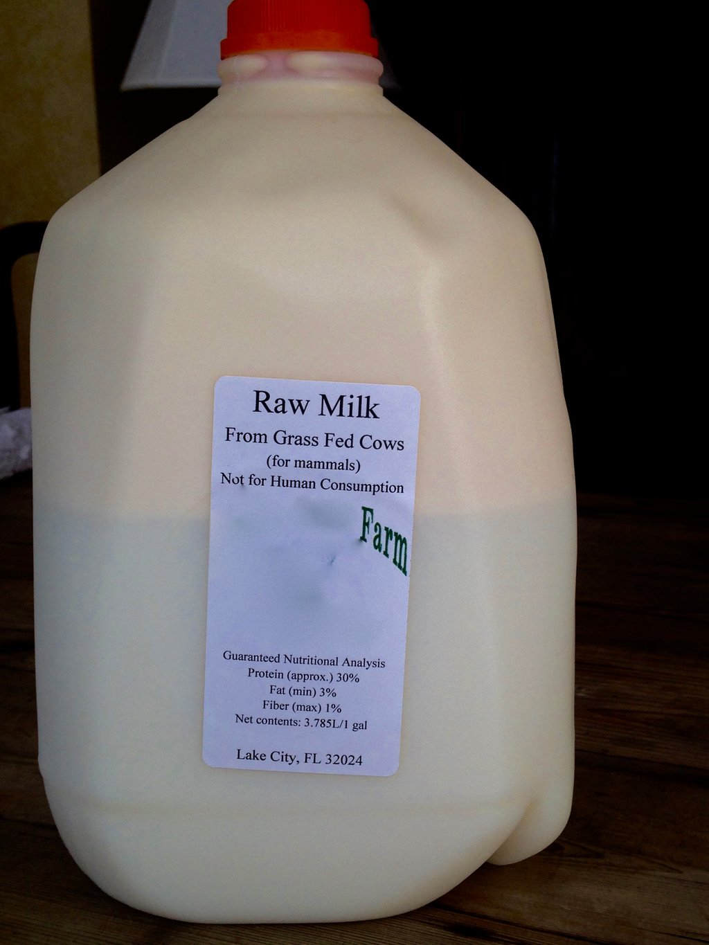 What Is Raw Milk and Should I Be Drinking It?