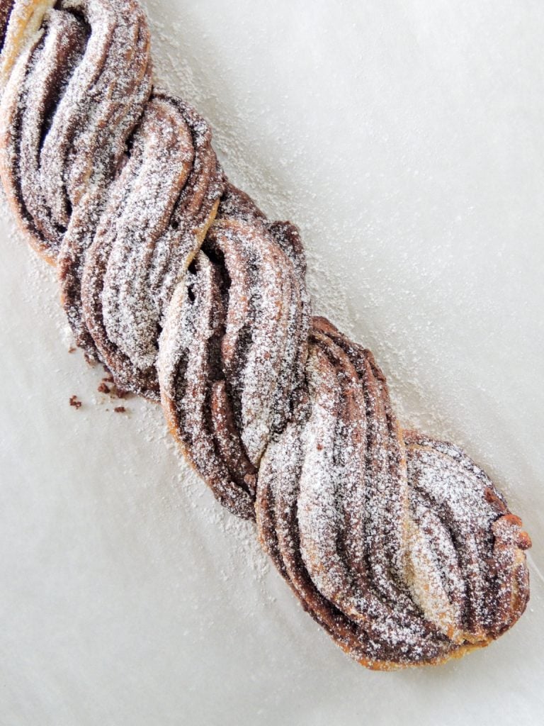 10 Easy But Elegant Desserts to Impress Your Friends