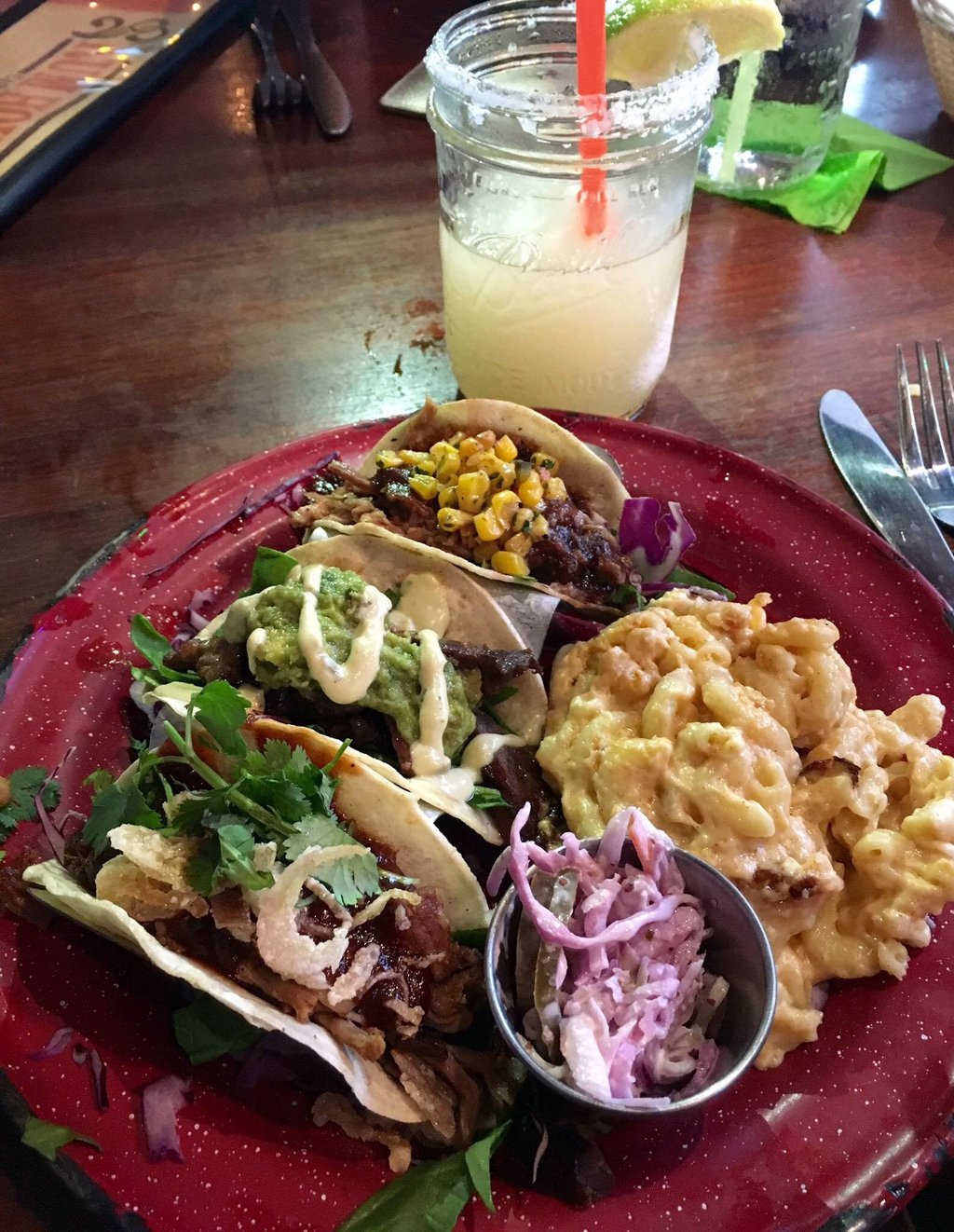 The 15 Best Happy Hours in New Orleans