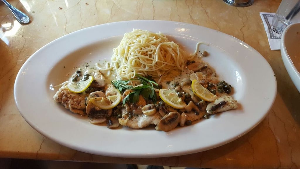 The Best Dishes to Order at The Cheesecake Factory