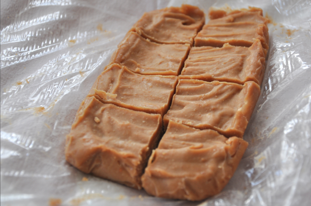 sweet, chocolate, candy, milk, cream, pastry, cake