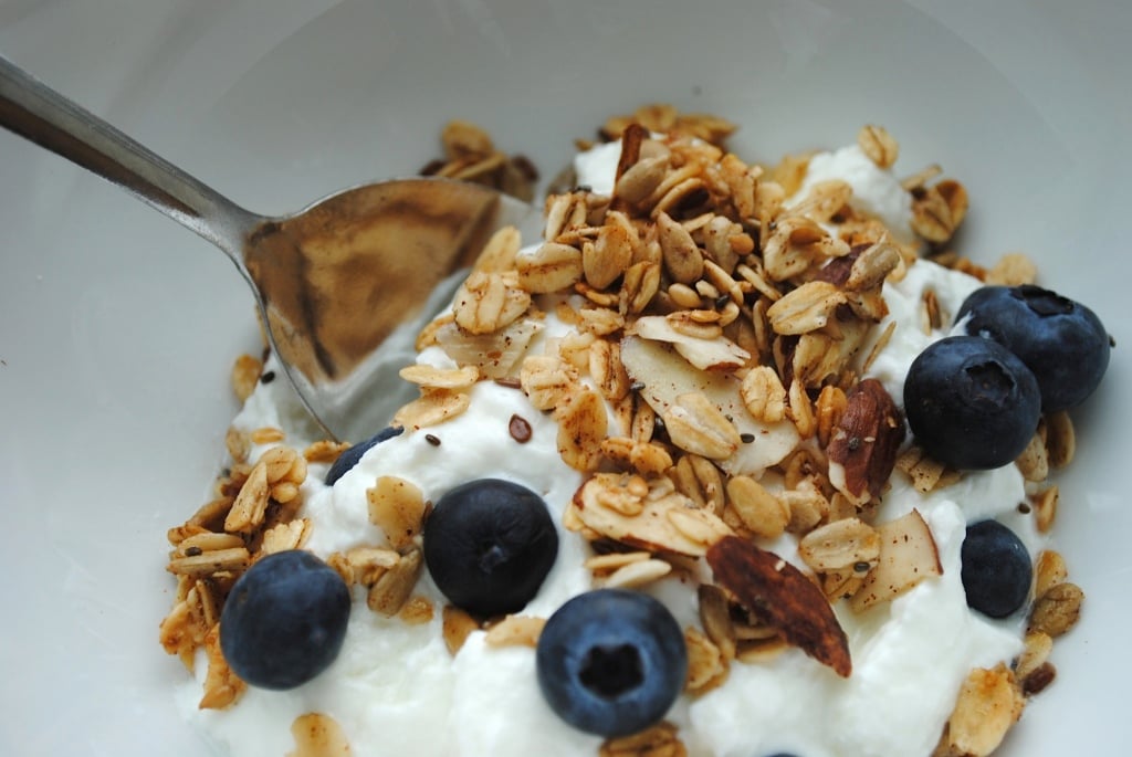 7 Ways to Eat Granola for Breakfast