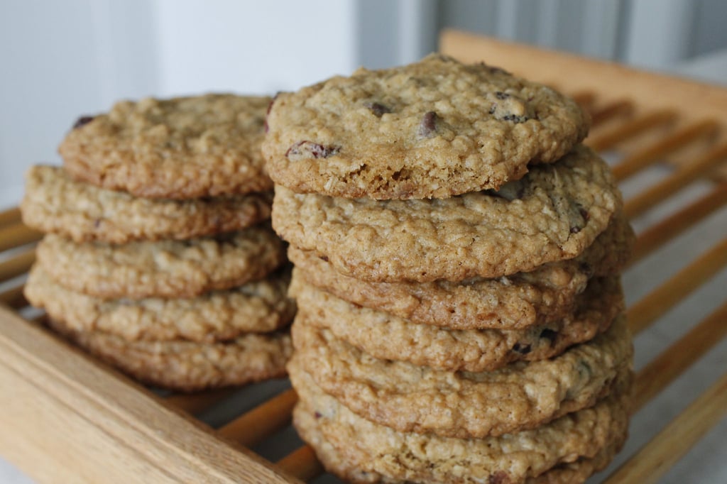 cookie, chocolate, sweet, oatmeal cookie, goody, cake, oatmeal, pastry, candy