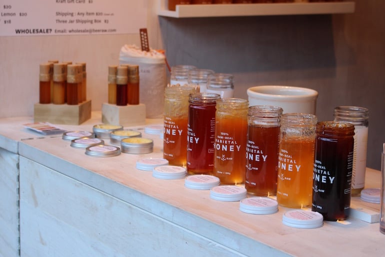 What's The Difference Between Condiments and Sauces?