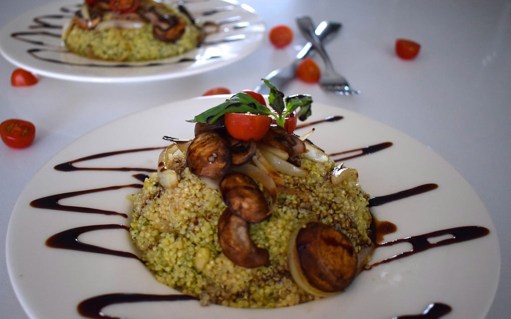 15 Simple Balsamic Vinegar Recipes That Look Super Classy