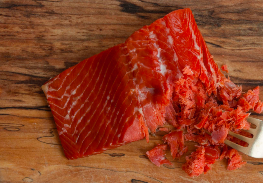 Lox vs Smoked Salmon Is There a Difference?