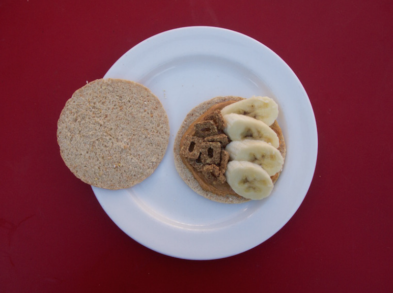 15 Pita Pocket Recipes That Prove You Can Fill Them With Anything