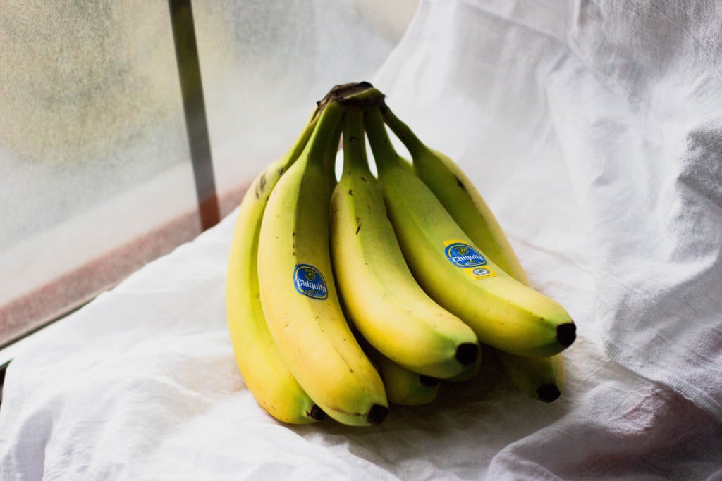 Keep your bananas ripe for up to 15 days longer with this super simple  water trick