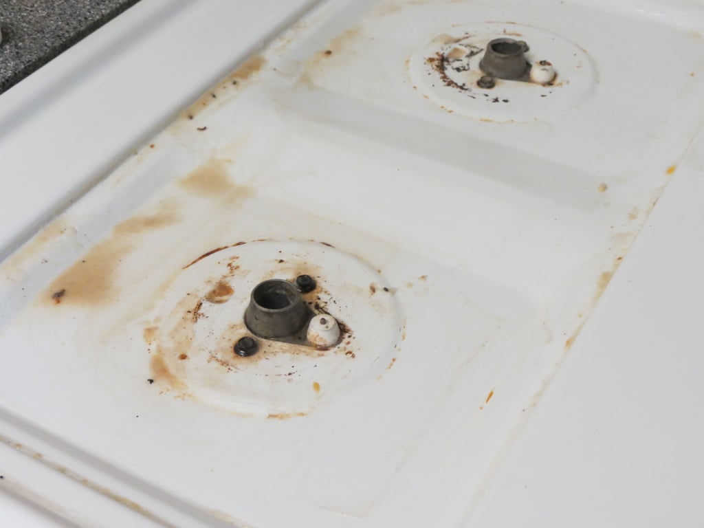 How to Clean a Gas Stove and How Often You Should Do It