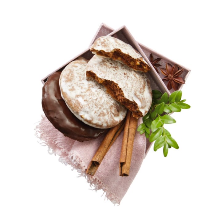 Get Into The Holiday Spirit With These 5 Desserts From Lidl