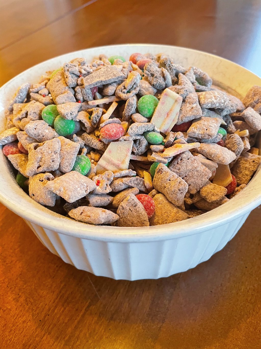Easy and Sweet Christmas Snack Mix Perfect for the Holidays