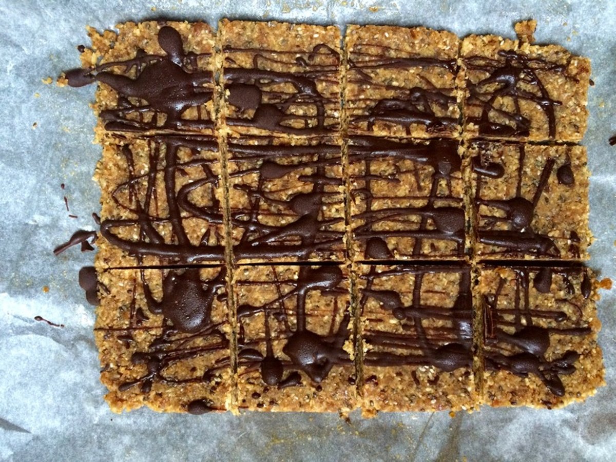 TheseVegan Nut Bars Are the Perfect Guilt-Free Indulgence