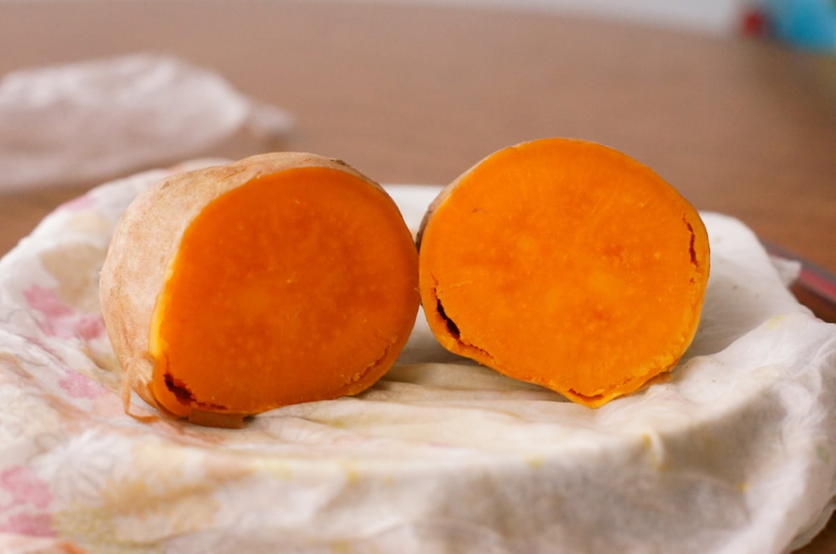 How to Steam a Sweet Potato in the Microwave