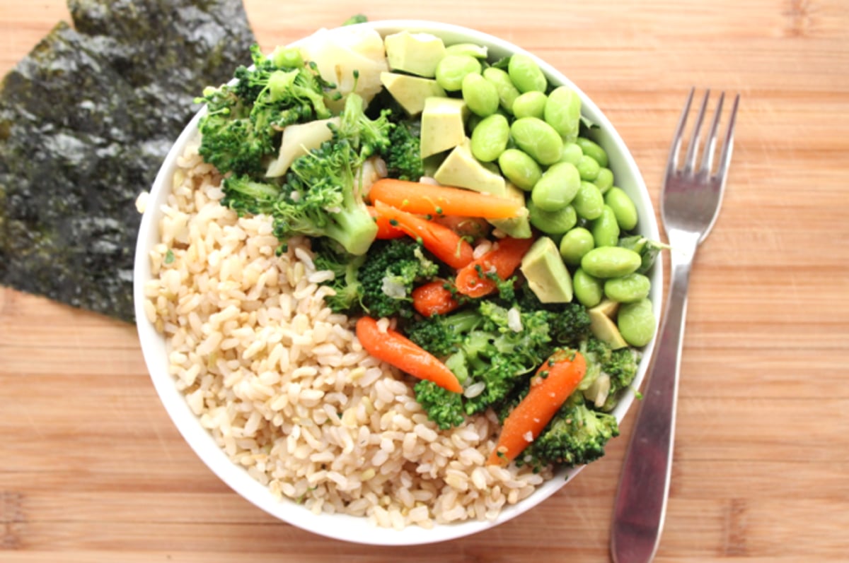 How to Make a Deconstructed Vegan Sushi Bowl
