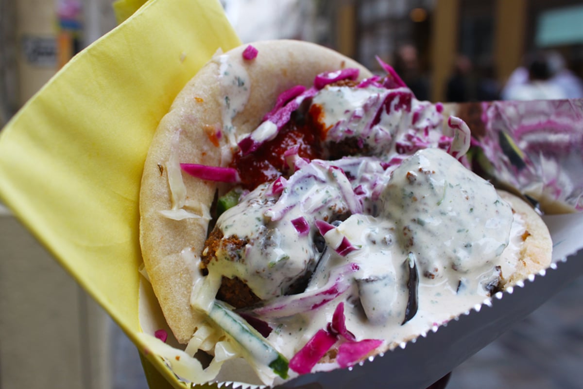 15 Pita Pocket Recipes That Prove You Can Fill Them With Anything