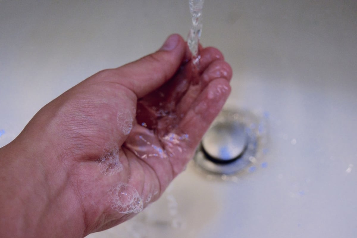 How to Get Food Coloring Off Skin in 5 Steps