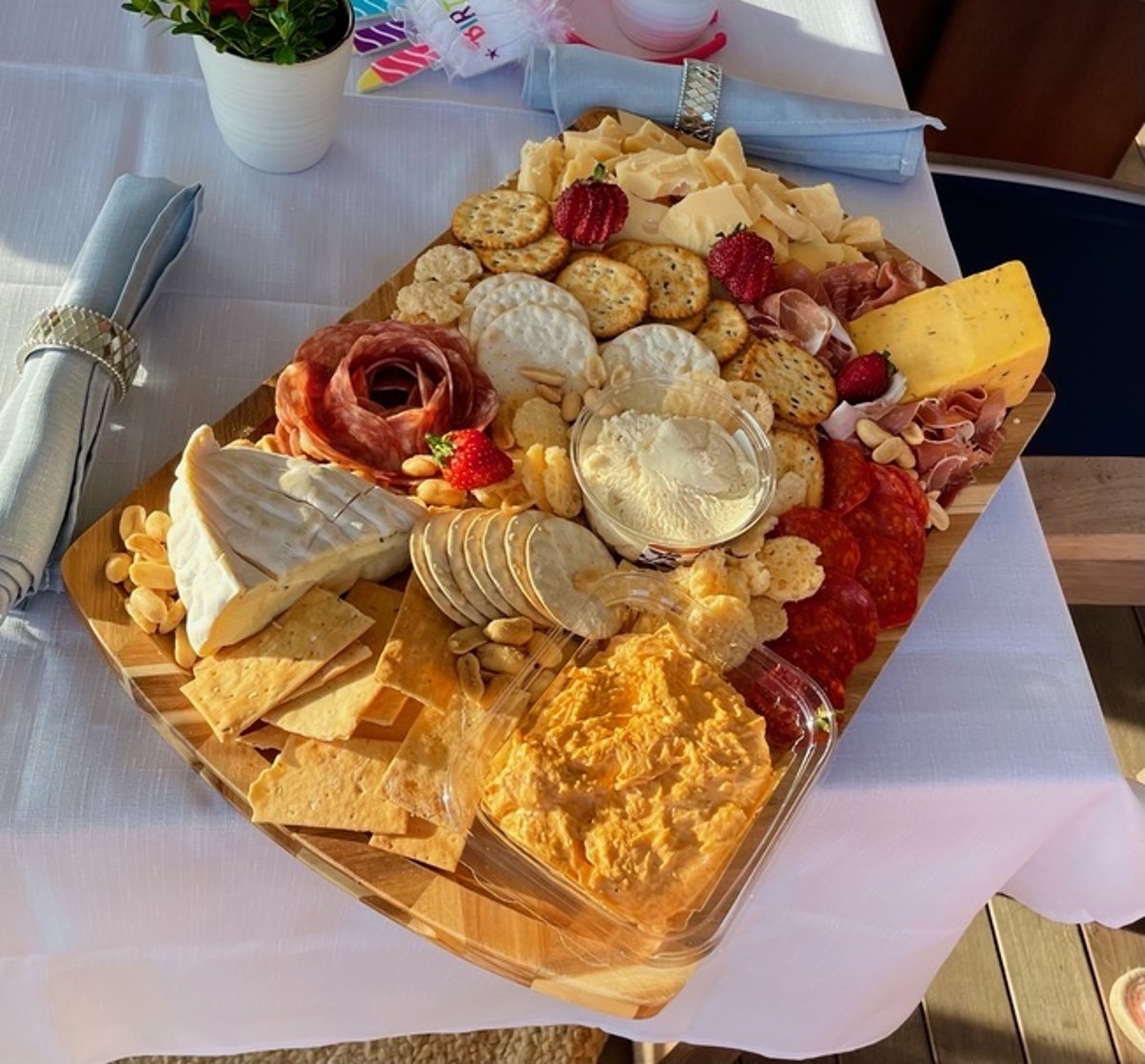 Top 20 Bachelor/Bachelorette Party Estates in New York | PartySlate, image size:1200x1115