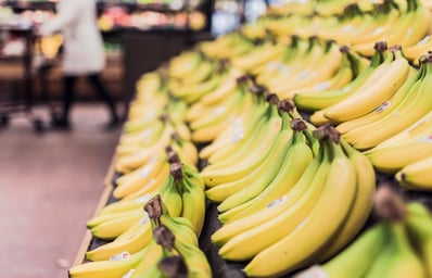 10 Foods To Eat If You Need More Potassium In Your Diet (And Don't Like Bananas) 2 fruits grocery bananas market