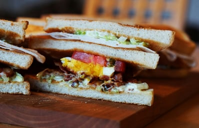 photo 1469648034646 7911874fe62b?ixlib=rb 0.3