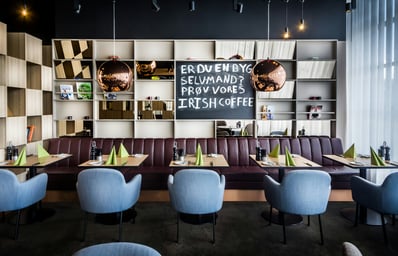 photo 1494620531168 6fcc3407322b?ixlib=rb 0.3